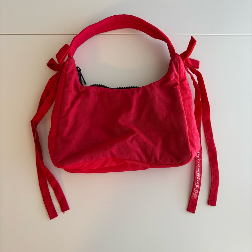 BAGGU x Sandy Liang Candy Apple Red Mini Bow Bag